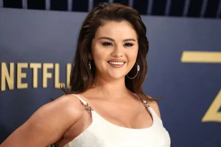 Selena Gomez OnlyFans Leaked Free Thumbnail Picture - #yJAlMh1KED