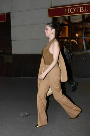 Selena Gomez OnlyFans Leaked Free Thumbnail Picture - #yJrxCyh31x