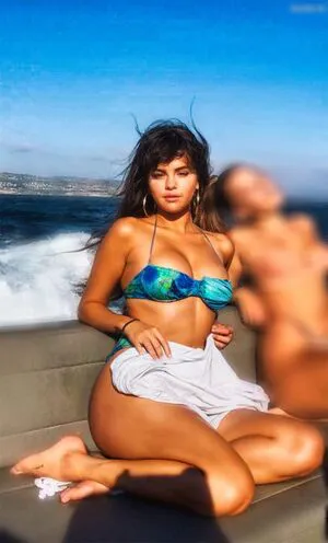 Selena Gomez OnlyFans Leaked Free Thumbnail Picture - #zHLdFqkozC