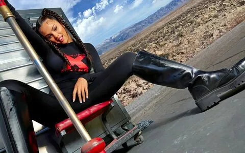 Selena Gomez OnlyFans Leaked Free Thumbnail Picture - #zTi97FOkxD