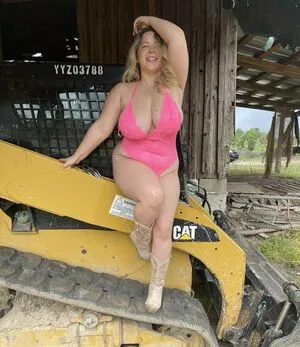 Selena Ray Busty Blonde OnlyFans Leaked Free Thumbnail Picture - #64TYoZiTxg