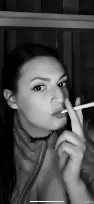 Selenasmokeshows OnlyFans Leaked Free Thumbnail Picture - #gsnucqFiT5