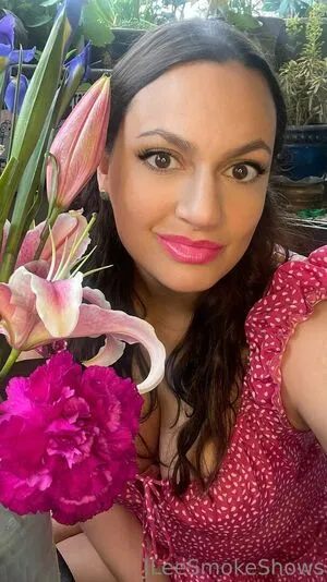 Selenasmokeshows OnlyFans Leaked Free Thumbnail Picture - #q9eYAaZHJd