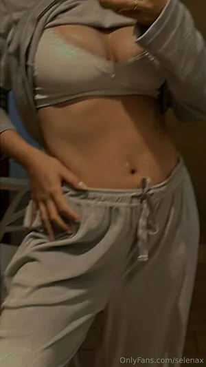 Selenax OnlyFans Leaked Free Thumbnail Picture - #sNsHf77RO8