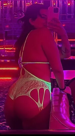 Selenaxoxoxo Marian OnlyFans Leaked Free Thumbnail Picture - #8MXXCPgP37