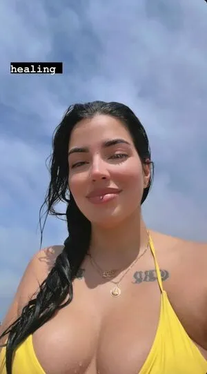 Selenaxoxoxo Marian OnlyFans Leaked Free Thumbnail Picture - #uReaBIGHYx