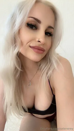 Selenerey OnlyFans Leaked Free Thumbnail Picture - #h6qA5zqapL