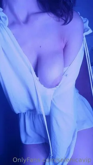 Selenicavip OnlyFans Leaked Free Thumbnail Picture - #AC00VW05Xm