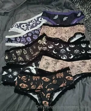 Seletri Lone OnlyFans Leaked Free Thumbnail Picture - #YErm2pWQrj