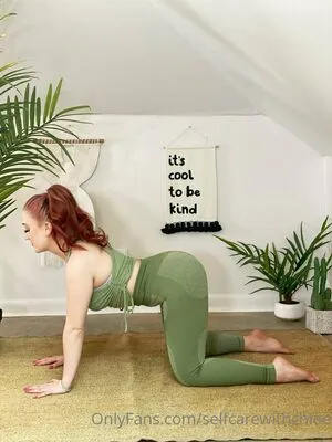 Selfcarewithchloe OnlyFans Leaked Free Thumbnail Picture - #cQYFAOxAke
