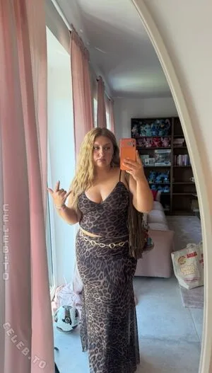 Selfiesandra OnlyFans Leaked Free Thumbnail Picture - #fyCJyP8u2W