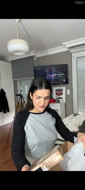 Selguezel OnlyFans Leaked Free Thumbnail Picture - #aeHKWz24XG