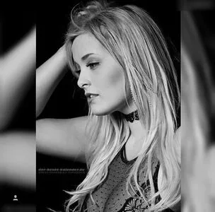 Selinaaarw OnlyFans Leaked Free Thumbnail Picture - #2JDTdUAa5K