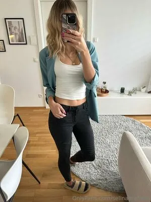 Selinaarabella OnlyFans Leaked Free Thumbnail Picture - #VIc1lF4O0E