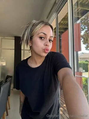 Selinapetal OnlyFans Leaked Free Thumbnail Picture - #eJl0zo8XLO