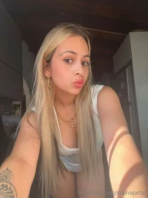 Selinapetal OnlyFans Leaked Free Thumbnail Picture - #trYYpsbunC