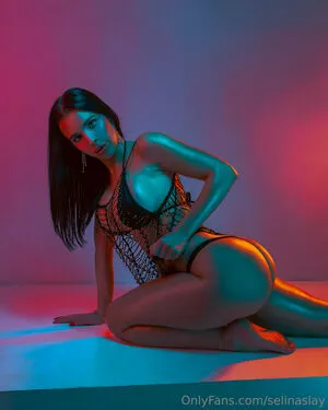 Selinaslay OnlyFans Leaked Free Thumbnail Picture - #Yl7a98ermp