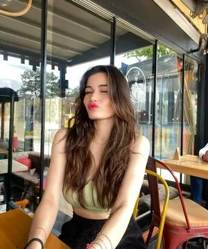 Selinhayat OnlyFans Leaked Free Thumbnail Picture - #0z70MRMo5V