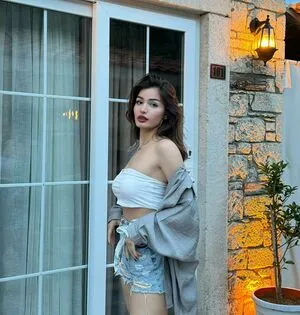 Selinhayat OnlyFans Leaked Free Thumbnail Picture - #sBntC75sHd