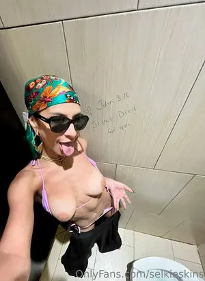 Selkieskins OnlyFans Leaked Free Thumbnail Picture - #LTsqgBj9Ml