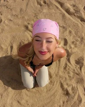 Selly OnlyFans Leaked Free Thumbnail Picture - #XYaWsu0PiK