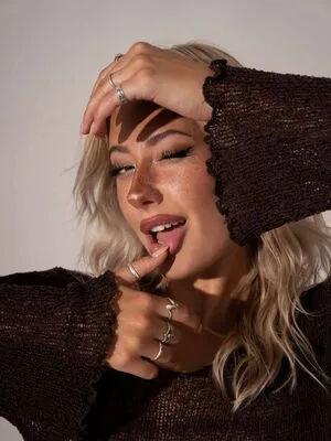 Selly OnlyFans Leaked Free Thumbnail Picture - #oCMa7NOwnF