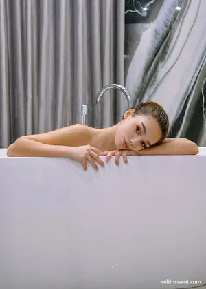 Selti OnlyFans Leaked Free Thumbnail Picture - #NAUwql4zoe