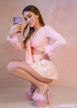 Selti OnlyFans Leaked Free Thumbnail Picture - #6DN4Zck2ai