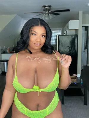 Selynakylexoxo OnlyFans Leaked Free Thumbnail Picture - #CmTI43sVkm