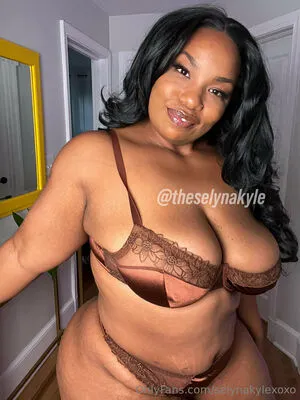 Selynakylexoxo OnlyFans Leaked Free Thumbnail Picture - #HIPTK8GHKW