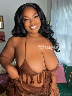 Selynakylexoxo OnlyFans Leaked Free Thumbnail Picture - #WBpxlsxqmu