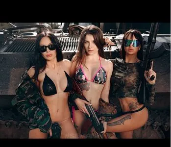 Semanin OnlyFans Leaked Free Thumbnail Picture - #UPXfzZys9w