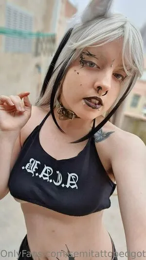 Semitattooedgoth OnlyFans Leaked Free Thumbnail Picture - #a2rs6x1zN8