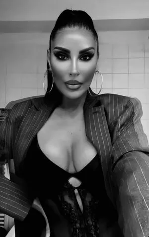 Senna Gammour OnlyFans Leaked Free Thumbnail Picture - #ElCG6ScP0n