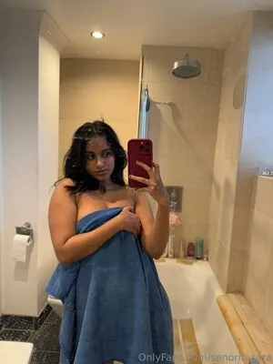 Senoritasara OnlyFans Leaked Free Thumbnail Picture - #gMxGeGfwla