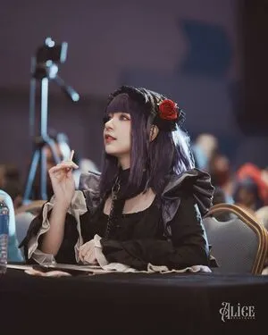 Senpai Alice OnlyFans Leaked Free Thumbnail Picture - #Q1Ltb9mzsz