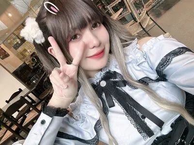 Senpai Alice OnlyFans Leaked Free Thumbnail Picture - #dsmNcg2BGB
