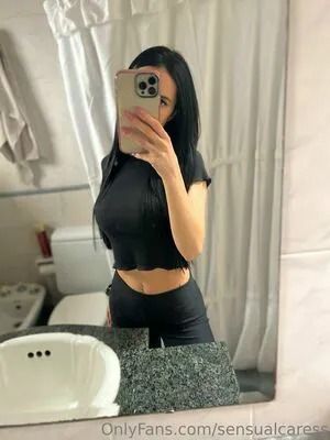 Sensualcaress OnlyFans Leaked Free Thumbnail Picture - #dyRRPrijaK