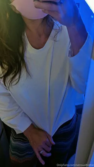 Sensualhottie OnlyFans Leaked Free Thumbnail Picture - #ofOiiB3M8w