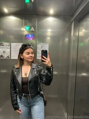 Sensualjulia OnlyFans Leaked Free Thumbnail Picture - #VYCROsPX7a