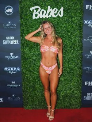 Senter Sisters OnlyFans Leaked Free Thumbnail Picture - #S7JdMBgd9Y