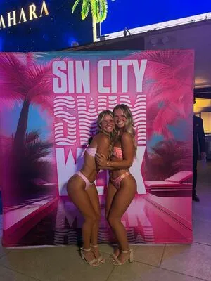 Senter Sisters OnlyFans Leaked Free Thumbnail Picture - #ph6xERN11k
