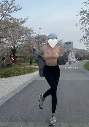 Seon H E OnlyFans Leaked Free Thumbnail Picture - #UTaaKhIyes