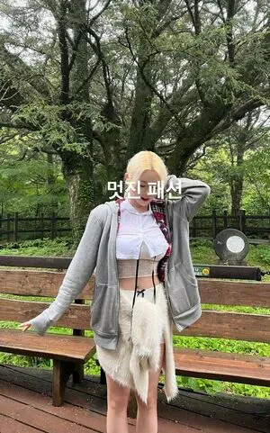 Seon H E OnlyFans Leaked Free Thumbnail Picture - #mHrTYR0T8F