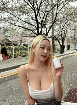 Seon H E OnlyFans Leaked Free Thumbnail Picture - #wTjotSY4RR