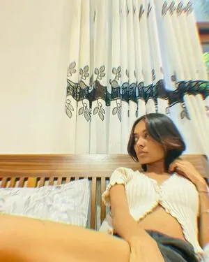 Serah201 OnlyFans Leaked Free Thumbnail Picture - #HuiAufAQDR