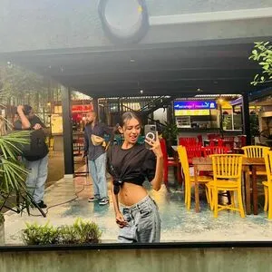 Serah201 OnlyFans Leaked Free Thumbnail Picture - #Va7eY4t9ft