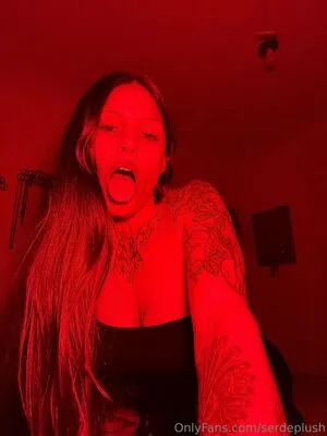 Serdeplush OnlyFans Leaked Free Thumbnail Picture - #LwrubonFsd