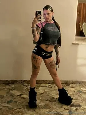 Serdeplush OnlyFans Leaked Free Thumbnail Picture - #x4JujVD4G1