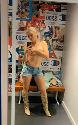 Sereda OnlyFans Leaked Free Thumbnail Picture - #1PxTM7R2mk